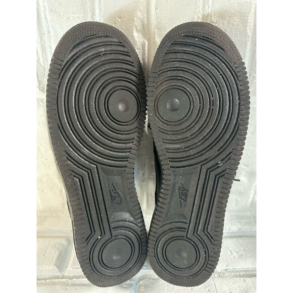 Nike Air Force 1 07’ Sneakers Mens 10.5 Triple Black Low Top - Picture 8 of 14